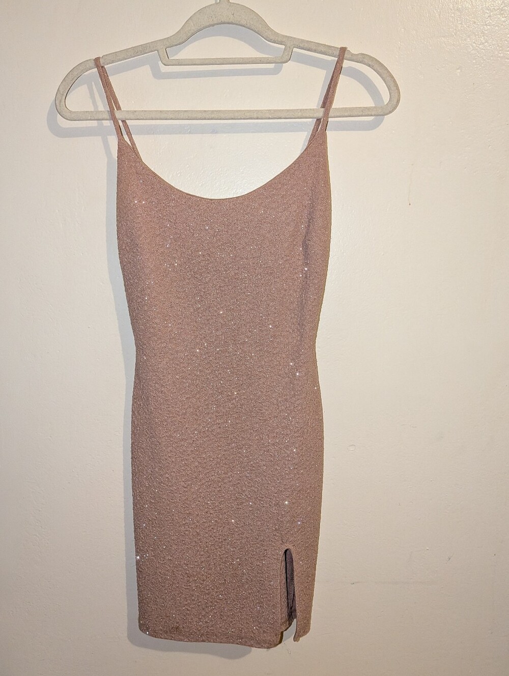 Windsor Sparkle Slip Mini Dress in Rose Gold Size M